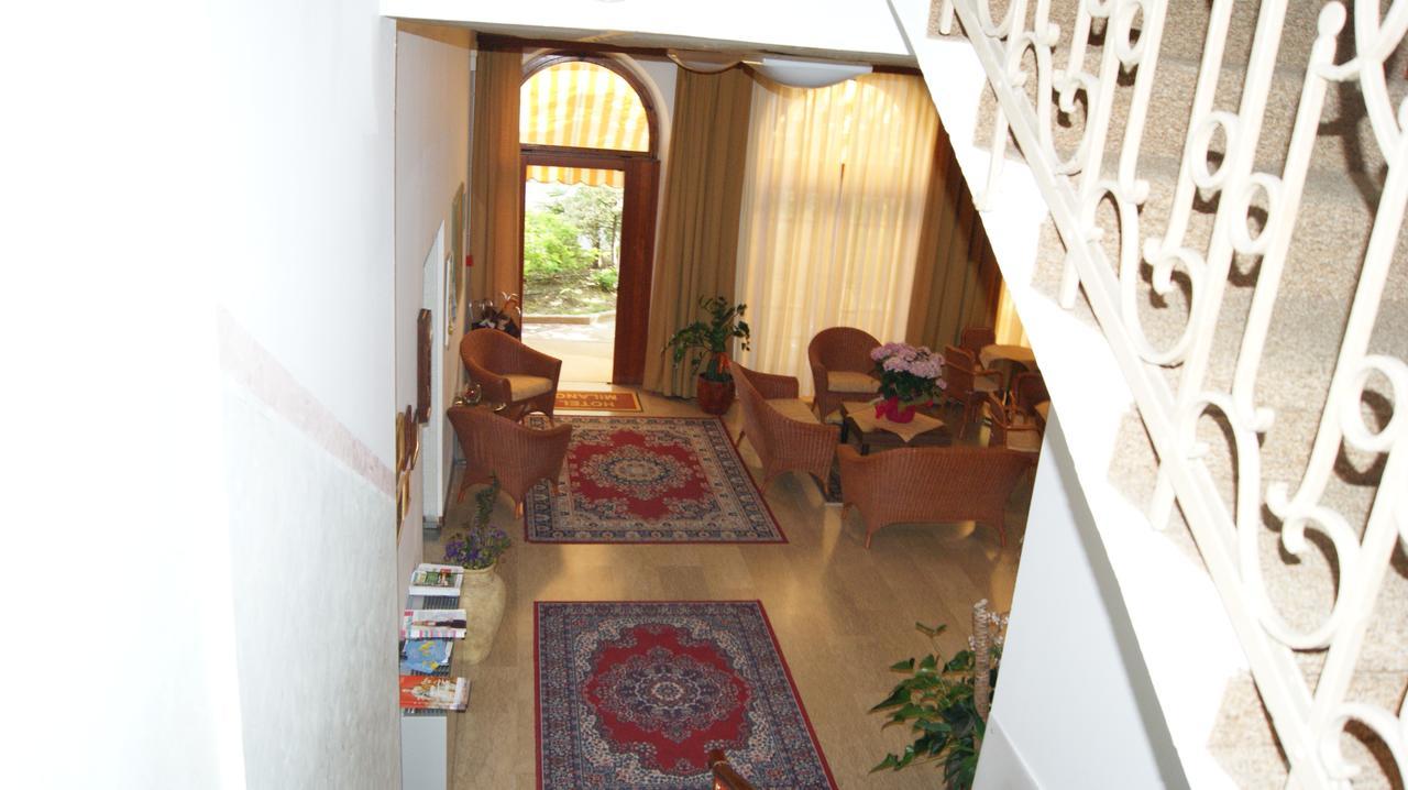 Hotel Milano Градо Екстериор снимка