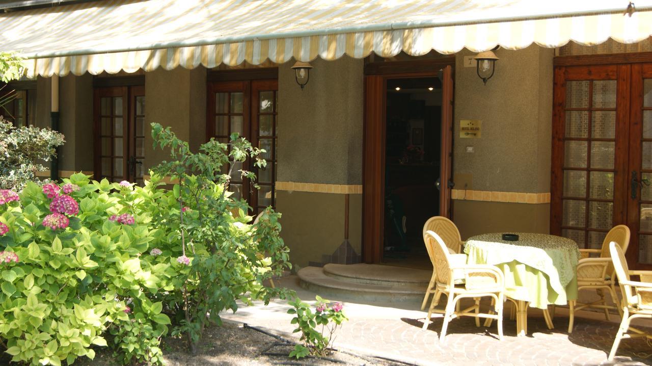 Hotel Milano Градо Екстериор снимка